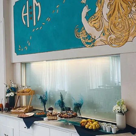 Old Style Sea View 3* Viareggio