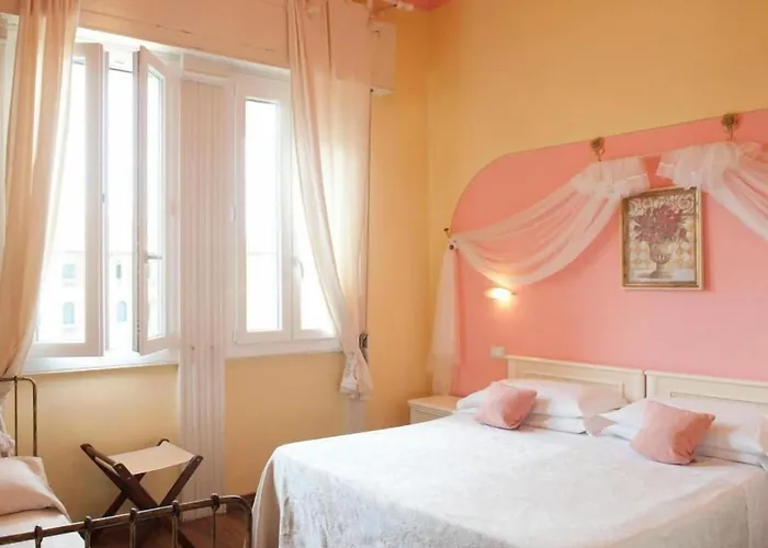 Maison d'hôtes Old Style Sea View Viareggio