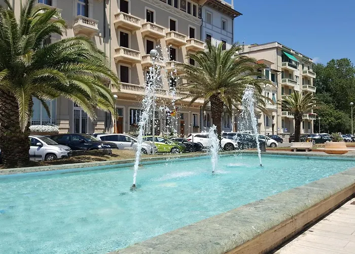 Old Style Sea View Viareggio