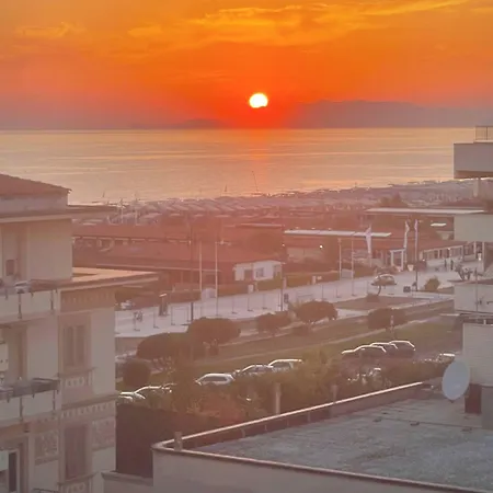 Old Style Sea View 3*